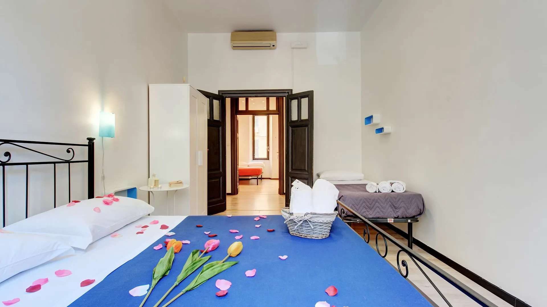 ***  Ad Hoc Guest House Roma Itália